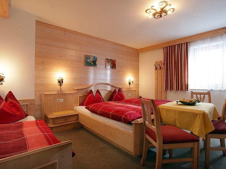 Gaestehaus Hofer Brixen im Thale Habitación foto